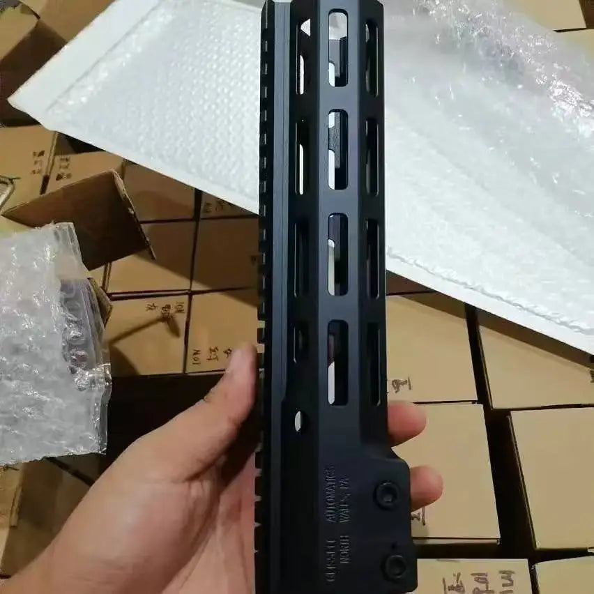 Metal Rifle MK16 SLR M-Lok Slim Free Float M-LOK Handguard Rifle Scope Mount with Steel Nut Hunting For  M4 M16 AR10 AR15 UAGI