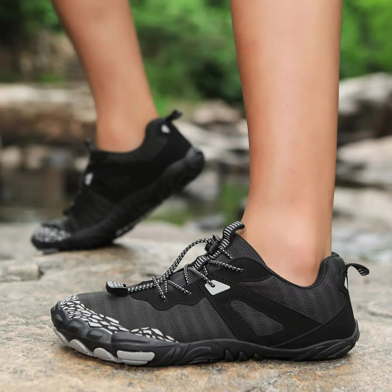 2026 New Fashionable Outdoor Sports Shoes