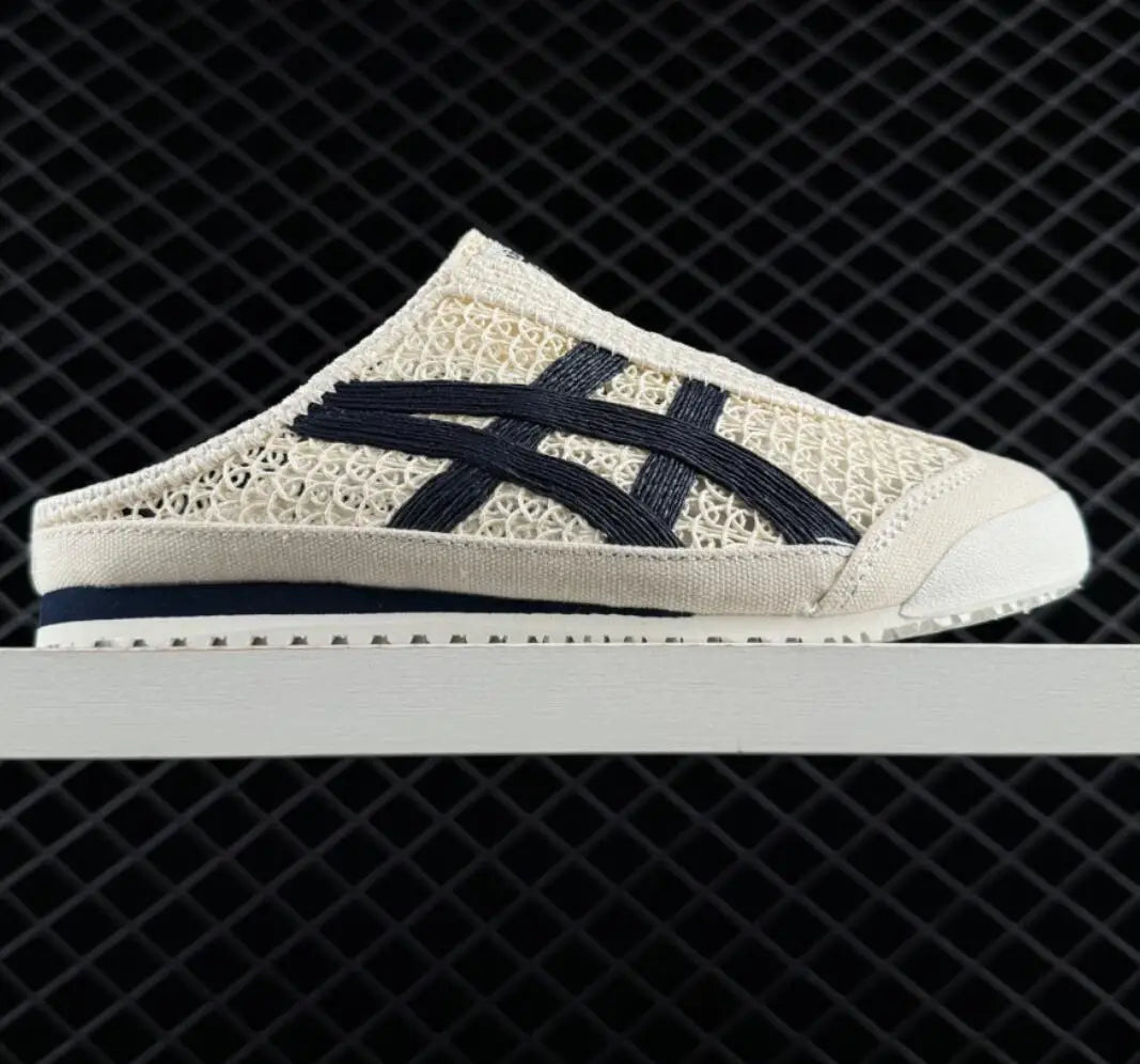 New casual shoes for men and women leisure couples lightweight and comfortable running shoes sports.
