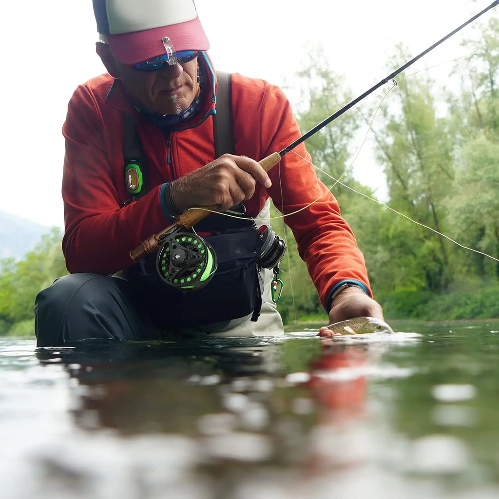 Fly Fishing Rod/Reel Combo Starter Kit, Carbon Fiber 4-Piece Rod, Aluminum Reel, Flies, Line, Case - Lightweight Portable