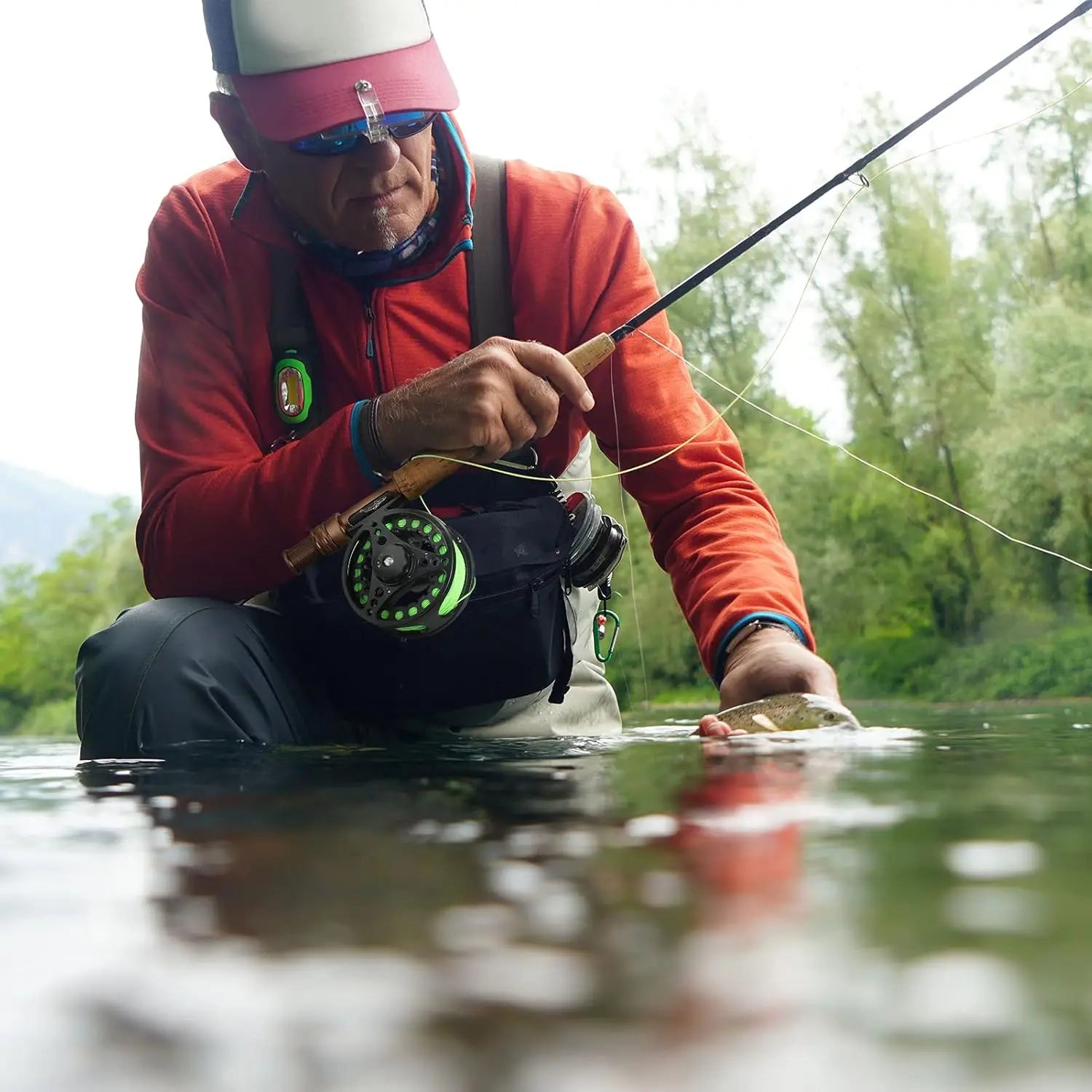 Fly Fishing Rod/Reel Combo Starter Kit, Carbon Fiber 4-Piece Rod, Aluminum Reel, Flies, Line, Case - Lightweight Portable